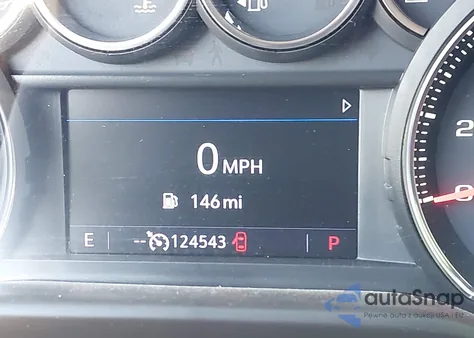 2020 Chevrolet Silverado 1500 2Wd Short Bed Rst z USA, uszkodzony, nr VIN 3GCPWDED8LG184068